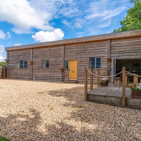 Old Stables, Little Ballthorns Farm Cold Ashton Exterior photo